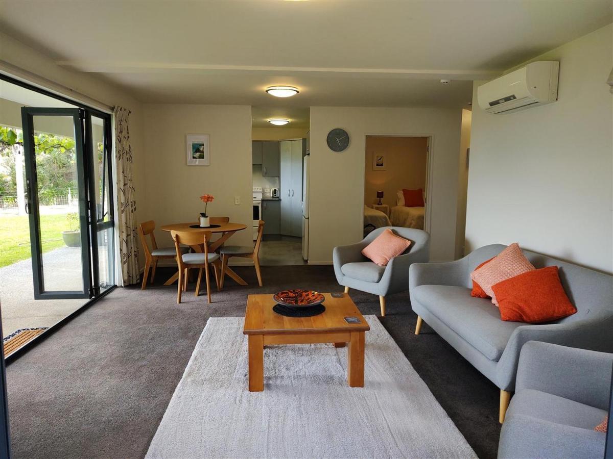 Cornwallis Palms Auckland Bagian luar foto
